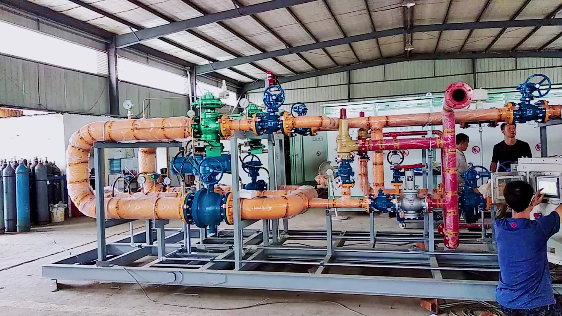فني تركيب مضخات الكويت: اشطر فني مضخات الكويت 5 فني تركيب مضخات الكويت